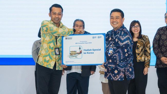 Gelar Kick-Off Consumer Expo, BRI Bagi-Bagi Hadiah ke Nasabah