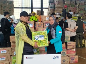 Korban Longsor Cisarua Terima Bantuan Paket Sembako dari BRI
