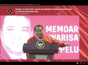 Kelakar Arief Hidayat Usul Gaji Pensiunan Hakim MK Naik 10%