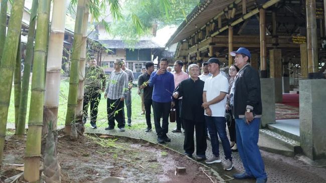 Wamen Transmigrasi Ajak Ajik Krisna Dorong Bali Jadi Pusat Bambu Dunia