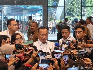 IHSG Anjlok Lagi Hari Ini, Istana: Bismillah Naik, Harus Optimis