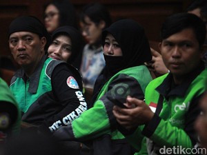 Video: Resmi Cair! Ojol-Kurir Bakal Dapat Bonus Hari Raya 25%