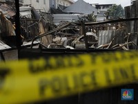 Rata dengan Tanah, Kebakaran Hebat Hanguskan Gudang-Ruko di Tangsel