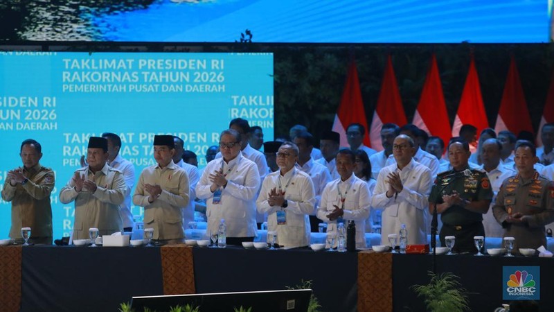 Presiden Prabowo dalam acara Rapat Koordinasi Nasional (Rakornas) Pemerintah Pusat dan Daerah Tahun 2026 di Sentul International Convention Center (SICC), Kabupaten Bogor, Jawa Barat, Senin (2/2/2026). (CNBC Indonesia/Muhammad Sabki)