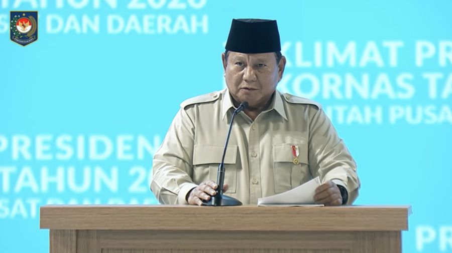 Presiden Prabowo Subianto saat menyampaikan paparan dalam Rakornas Pemerintah Pusat dan Daerah Tahun 2026, Sentul, Senin (2/2/2026). (Tangkapan Layar Youtube/Kemendag RI)