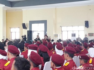Video KSP: Anak Sekolah Rakyat Kalau Tak Dibantu Negara Mereka Putus Sekolah
