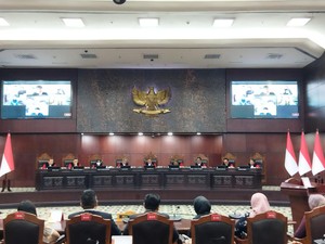 MK Tak Terima Permohonan untuk Legalkan Nikah Beda Agama