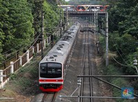 Jalur KRL di RI Makin Banyak, Ada di Karawang, Bandung Sampai Surabaya