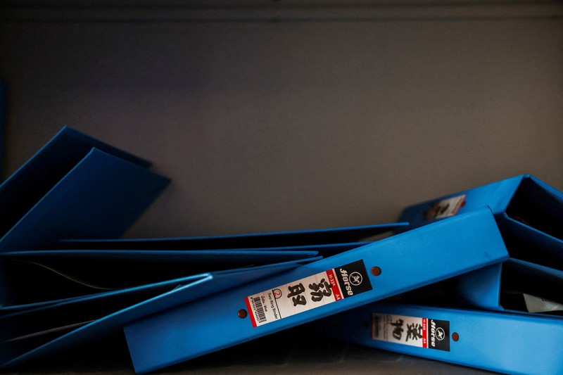 Kompleks penipuan di dekat perbatasan Chong Chom-O&rsquo;Smach antara Thailand dan Kamboja di sepanjang wilayah perbatasan yang disengketakan di Oddar Meanchey, Kamboja, Senin (2/2/2026). (REUTERS/Chalinee Thirasupa)