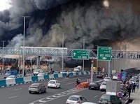 Kebakaran Dahsyat Landa Pasar Teheran, Asap Membubung di Seluruh Kota