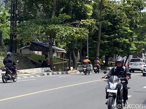 Tak Punya SIM Nekat Nyetir, Bocah SMA Seruduk Angkringan-3 Motor di Semarang