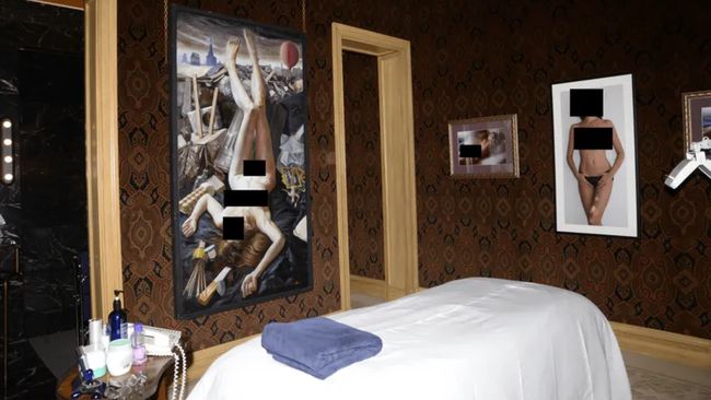 Penampakan Istana Jefrey Epstein, Banyak Lukisan Bugil