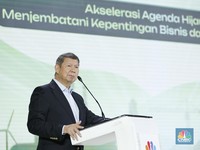 Utusan Khusus Presiden Bidang Iklim dan Energi, Hashim S. Djojohadikusumo menyampaikan sambutan dalam acara ESG Sutainability Forum 2026 di Jakarta, Selasa (3/2/2026). (CNBC Indonesia Tri Susilo)