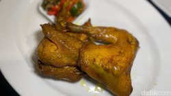 10 Ayam Goreng Basah yang Enak di Jakarta-Bandung, Bumbunya Meresap!
