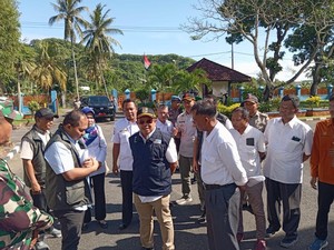 Bupati Lombok Barat Sidak Gudang Bulog, Pastikan Stok Beras Aman Saat Ramadhan
