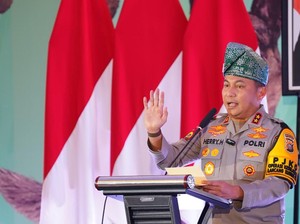 Kapolda Riau: Reno Mengajarkan Kesetiaan dan Pengabdian Tanpa Pamrih
