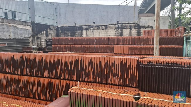 Menteri Ara Siapkan 2,5 Juta Genteng Pengganti Asbes, Ini Pemasoknya