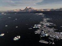 Terungkap! Militer Denmark Pernah Berencana Ledakkan Bandara Greenland