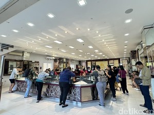 Stok Emas Antam Terbatas, Toko Emas di Denpasar Tawarkan Alternatif