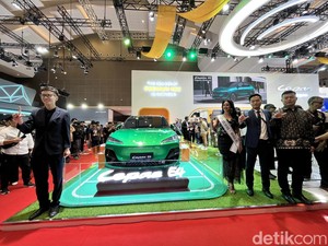 Video: Pertama di Dunia, Lepas E4 Konsep Mejeng di IIMS 2026