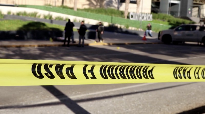 Mayat korban eksekusi serta poster orang hilang kini menjadi pemandangan umum di Culiacan, ibu kota sekaligus kota terbesar di negara bagian Sinaloa, Meksiko. (Tangkapan Layar Video Reuters/MEXICAN GOVERNMENT TV)