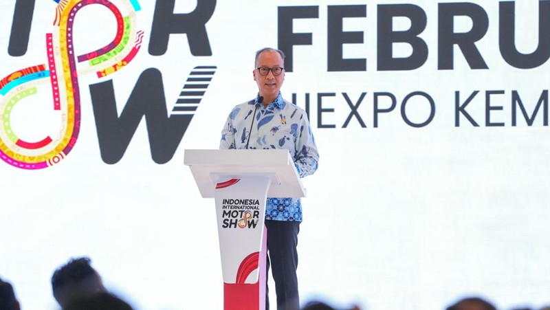 Menteri Perindustrian, Agus Gumiwang Kartasasmita saat menghadiri pembukaan Indonesia Internasional Motor Show IIMS 2026 di Ji-Expo Kemayoran, Kamis (5/2/2026). (Dok. Istimewa)