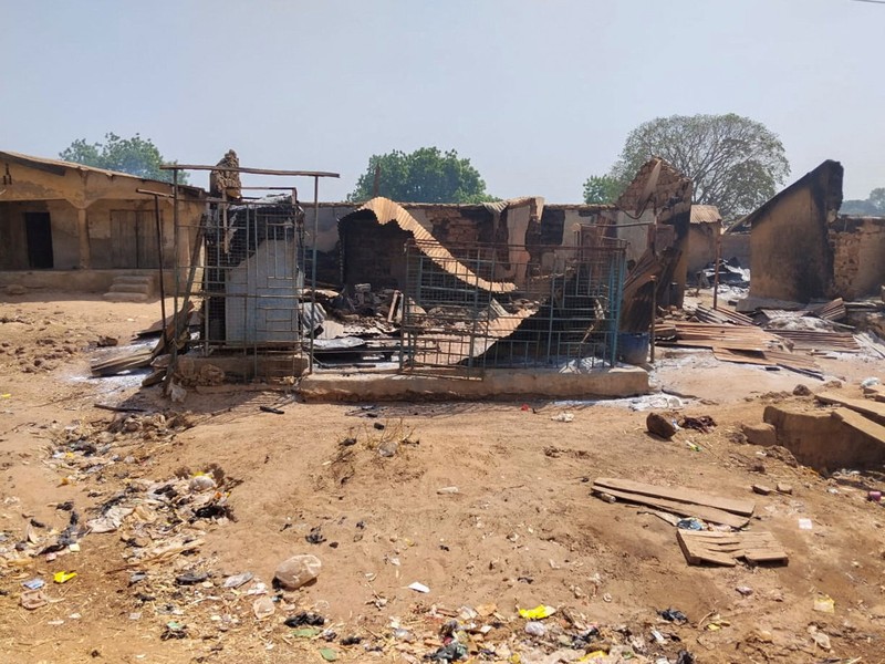 Puluhan orang tewas akibat serangan bersenjata semalam di Nigeria utara, Rabu (4/2/2026). (REUTERS/Oluseyi Dasilva)