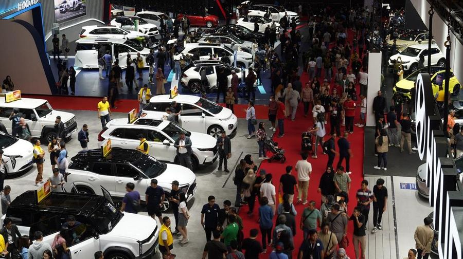 Menteri Perindustrian, Agus Gumiwang Kartasasmita saat menghadiri pembukaan Indonesia Internasional Motor Show IIMS 2026 di Ji-Expo Kemayoran, Kamis (5/2/2026). (Dok. Istimewa)