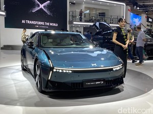 Xpeng Bawa The Next P7 di IIMS 2026, Jarak Tempuh 820 Km!