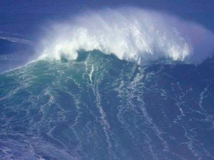 Satelit Deteksi Gelombang Raksasa 35 Meter di Samudra Pasifik