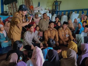 Gubernur Luthfi Dampingi Wapres Gibran Kunjungi Korban Tanah Gerak Tegal