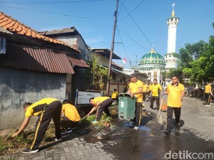 Polresta Sidoarjo Kurve Serentak, Wujudkan Lingkungan Kerja Bersih-Nyaman