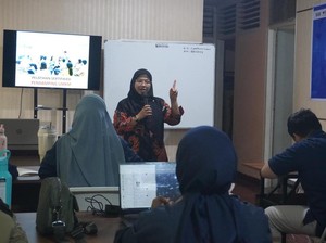 Pusri Perkuat Ekosistem UMKM Lewat Kompetensi dan Pelatihan Desain Wastra