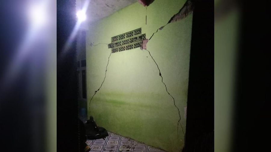 Sejumlah bangunan rusak akibat gempa, Jumat (6/2/2026). (Dok. BPBD Pacitan)