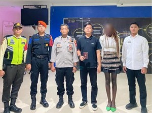 WN Prancis Telantar 8 Hari di Gambir, Polisi Bantu Urus ke Imigrasi