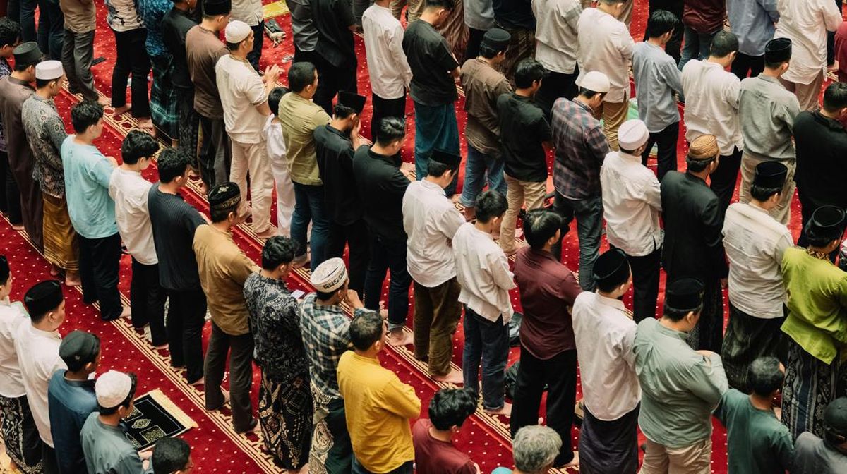 9 Sunah Sebelum Sholat Jumat, Jangan Lewatkan Amalan Ini