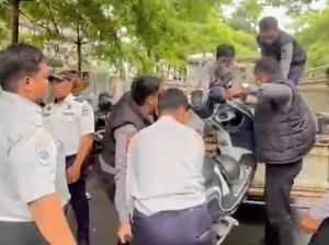 50 Motor di Bahu Jalan Pengayoman Makassar Diangkut ke Parkiran MP