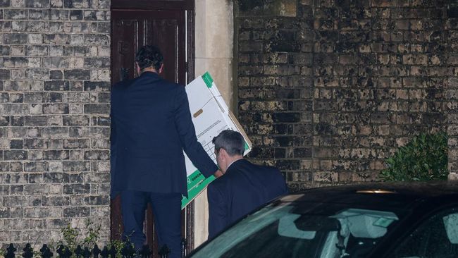 Rumah Eks Dubes Digeledah, Disebut Bocorkan Rahasia Inggris ke Epstein