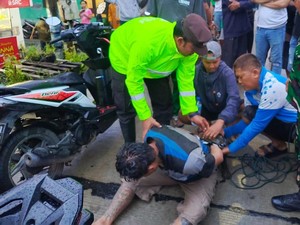 Sopir Mobil MBG Nabrak SD Lalu Hajar 15 Warga di Kebumen Diduga Mabuk