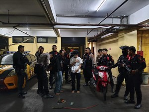 Polda Metro Amankan 2 Remaja Hendak Tawuran di Jaktim, Sajam Disita
