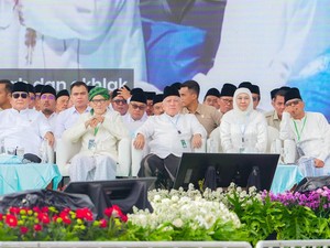 Hadiri Mujahadah Kubro, Khofifah Sebut NU Pilar Persatuan Indonesia