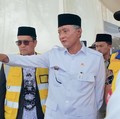 Menteri Pekerjaan Umum (PU) Dody Hanggodo meninjau langsung kawasan runtuhan tebing di Kecamatan Ketol, Kabupaten Aceh Tengah, Provinsi Aceh, Jumat (6/2/2026). (Instagram/kementerianpu)