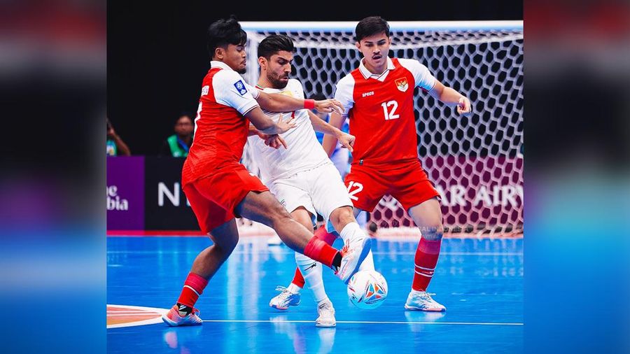 Pemain Timnas futsal Indonesia saat bertanding melawan Timnas futsal Iran pada pertandingan final AFC Futsal Asian Cup 2026 di Indonesia Arena, Senayan, Jakarta, Sabtu (7/2/2026). (Instagram/timnasfutsal)