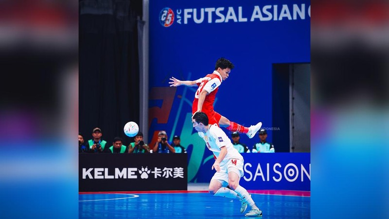 Pemain Timnas futsal Indonesia saat bertanding melawan Timnas futsal Iran pada pertandingan final AFC Futsal Asian Cup 2026 di Indonesia Arena, Senayan, Jakarta, Sabtu (7/2/2026). (Instagram/timnasfutsal)
