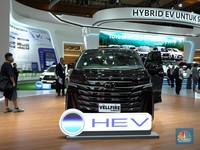 Duel Listrik vs Hybrid di IIMS 2026, Mobil Termahal Nyaris Rp2 Miliar