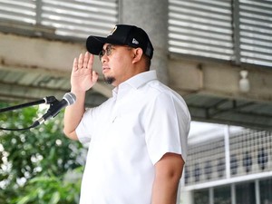 Andre Rosiade Ajak Siswa SMAN 1 Padang Bangun Sumbar Lewat Pendidikan