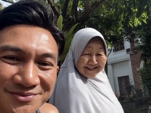 Ibunda Anji Meninggal Dunia