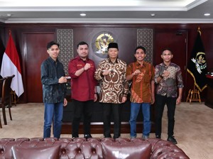 HNW Ingatkan Mahasiswa Aktif Siapkan Diri Songsong Generasi Emas 2045