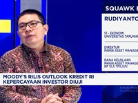 Video: Efek Moody's Pangkas Outlook Kredit RI ke Rupiah & Minat Asing
