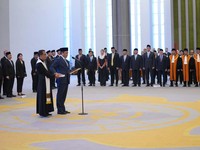 Momen Thomas Djiwandono Ucapkan Janji Jadi Deputi Gubernur B